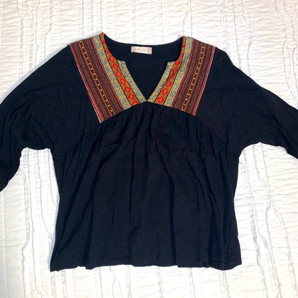 Altar’d state blouse - Picture 1 of 2